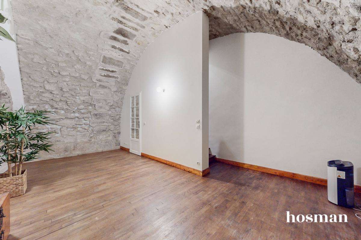 Appartement à PARIS-4E