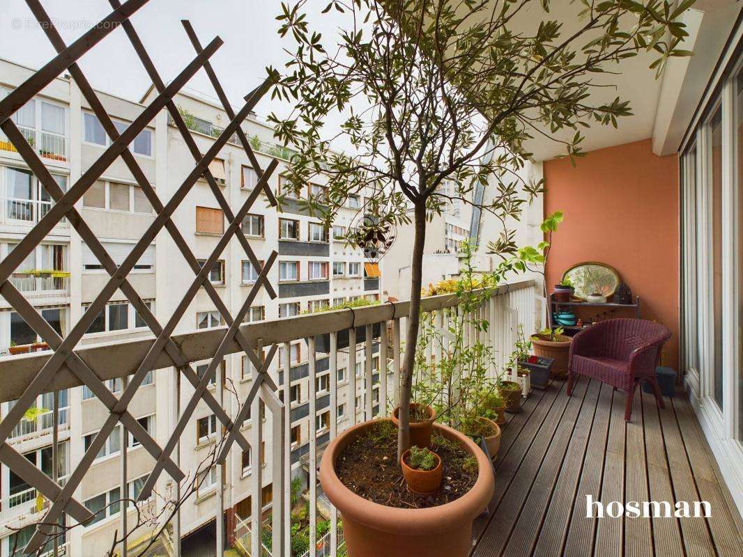 Appartement à PARIS-20E