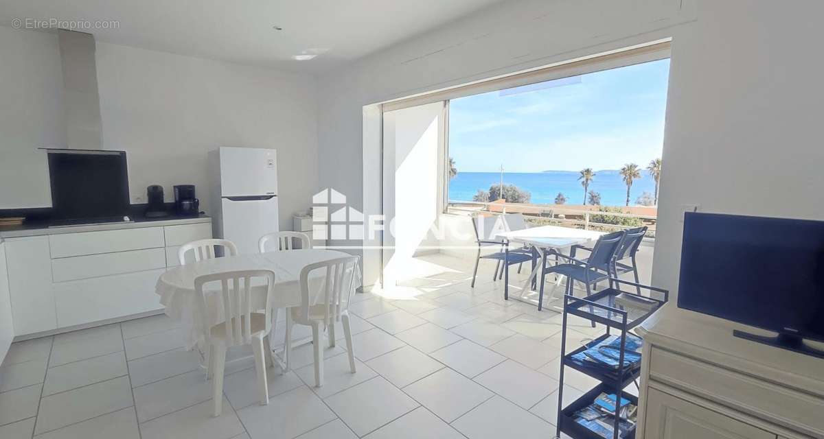 Appartement à LE LAVANDOU