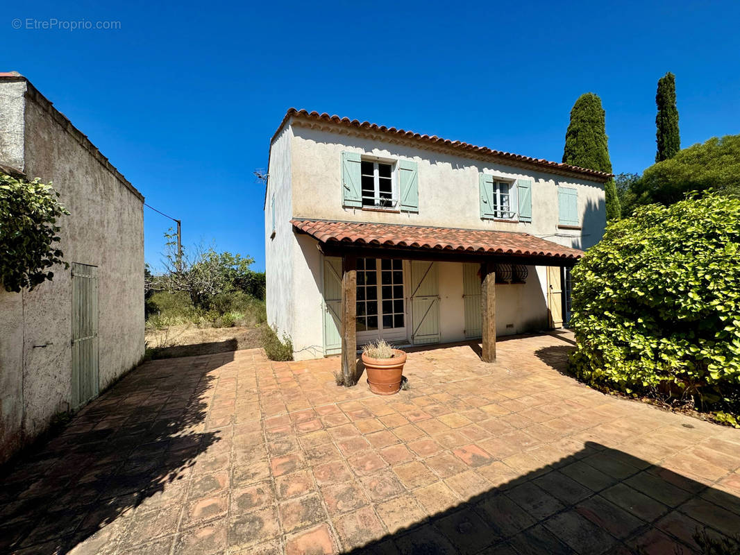 Maison à SIX-FOURS-LES-PLAGES