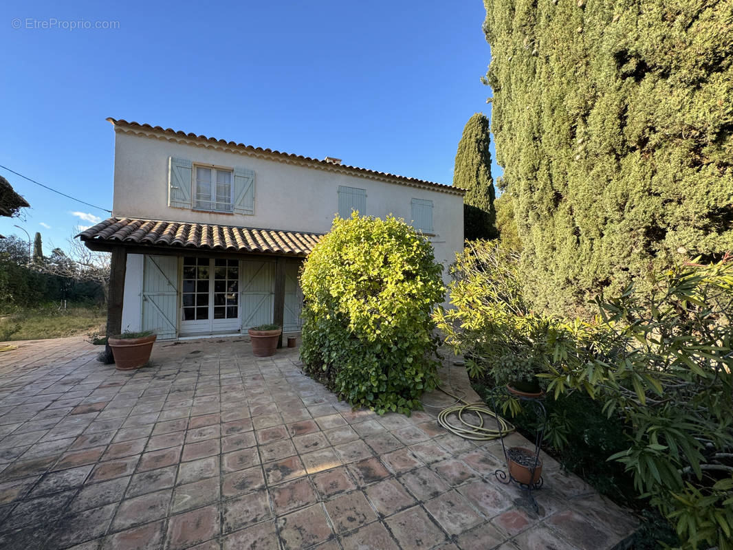 Maison à SIX-FOURS-LES-PLAGES