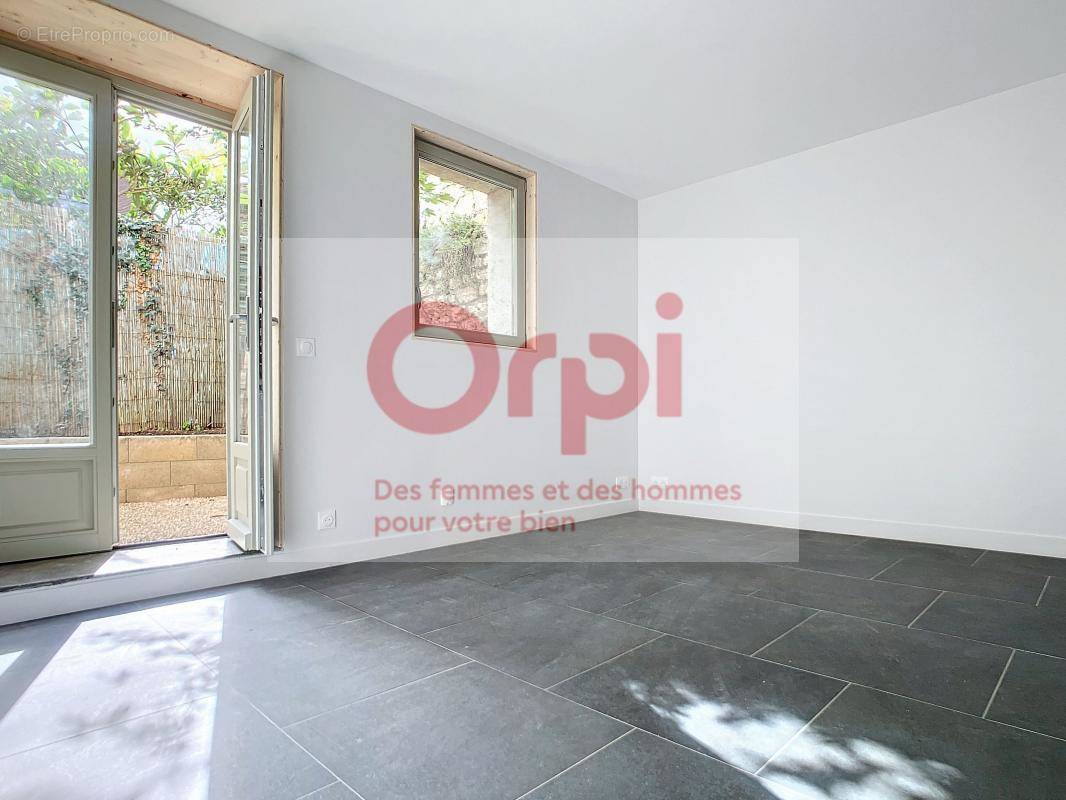 Appartement à ISSY-LES-MOULINEAUX