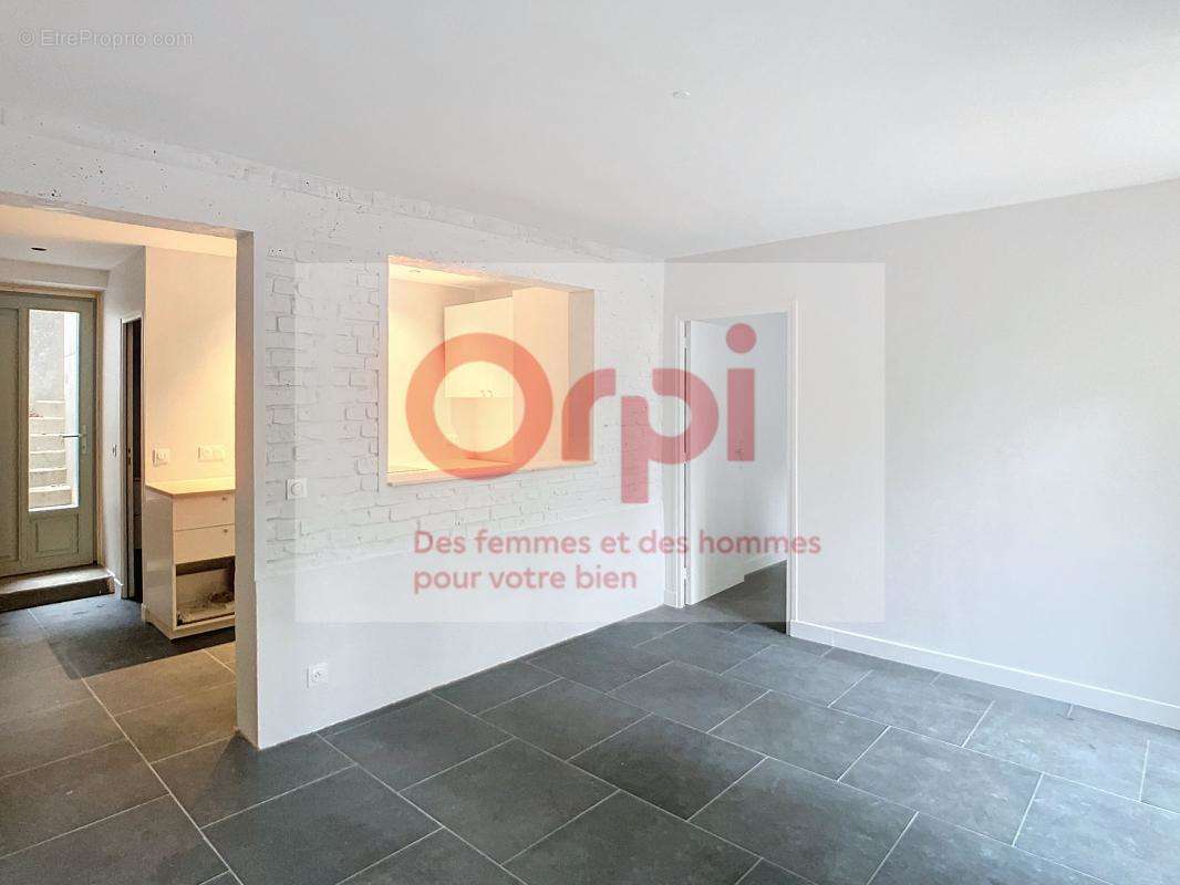 Appartement à ISSY-LES-MOULINEAUX