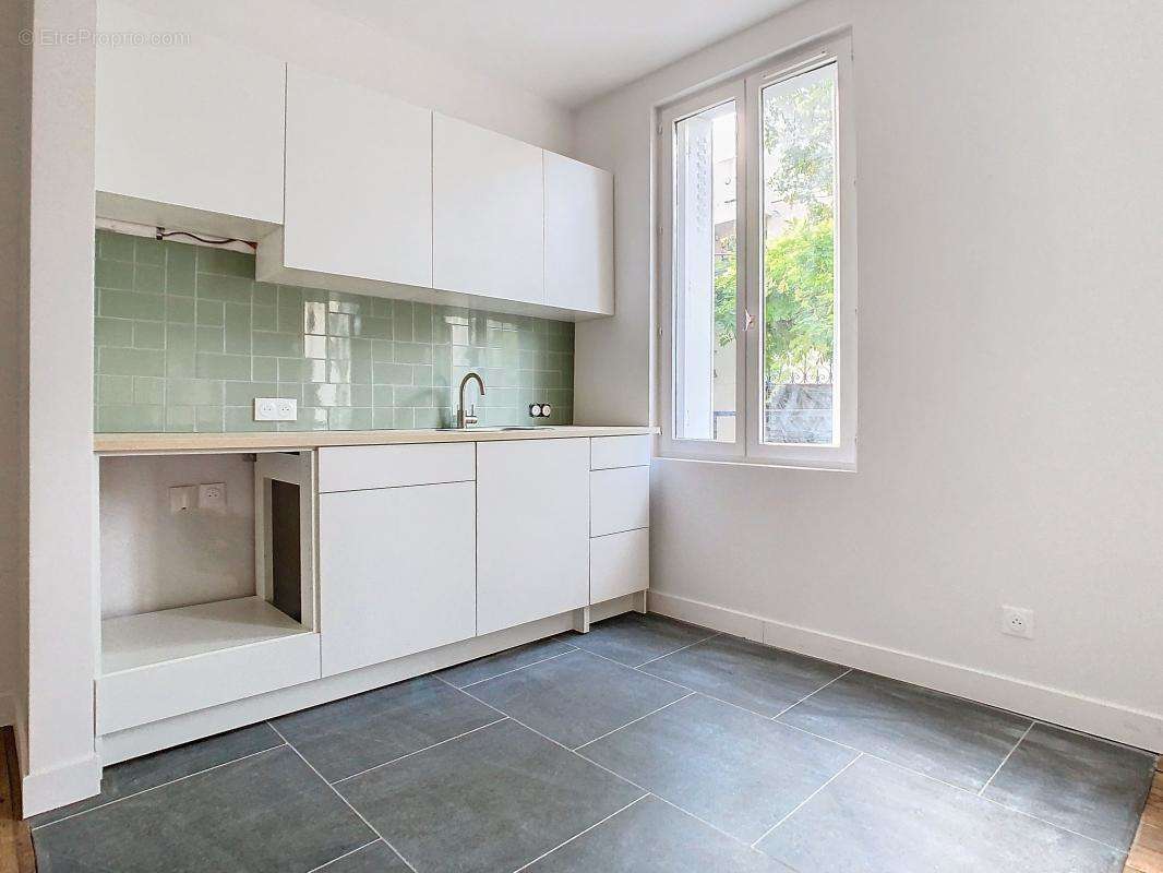 Appartement à ISSY-LES-MOULINEAUX