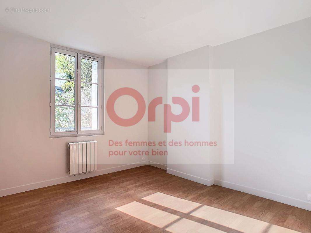 Appartement à ISSY-LES-MOULINEAUX