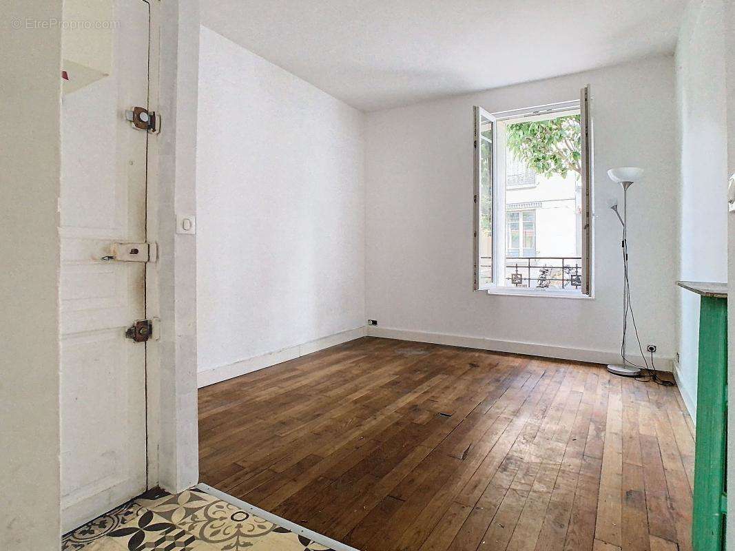 Appartement à ISSY-LES-MOULINEAUX