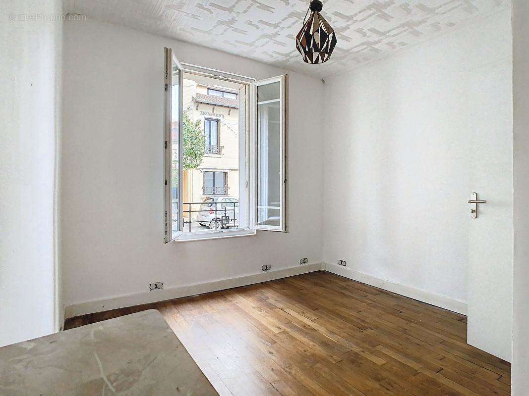 Appartement à ISSY-LES-MOULINEAUX