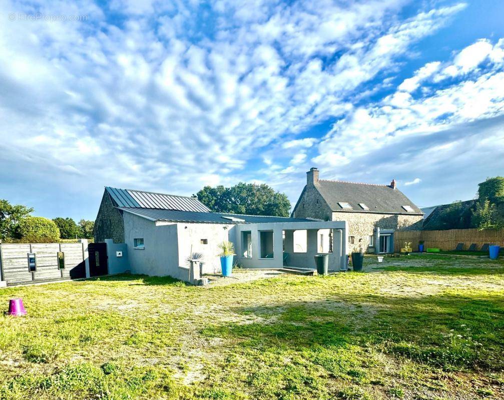 Maison à DOL-DE-BRETAGNE