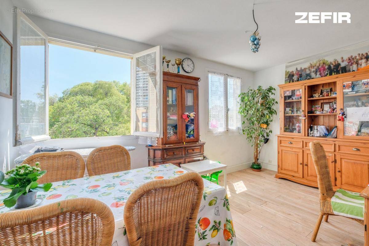 Appartement à MARSEILLE-9E