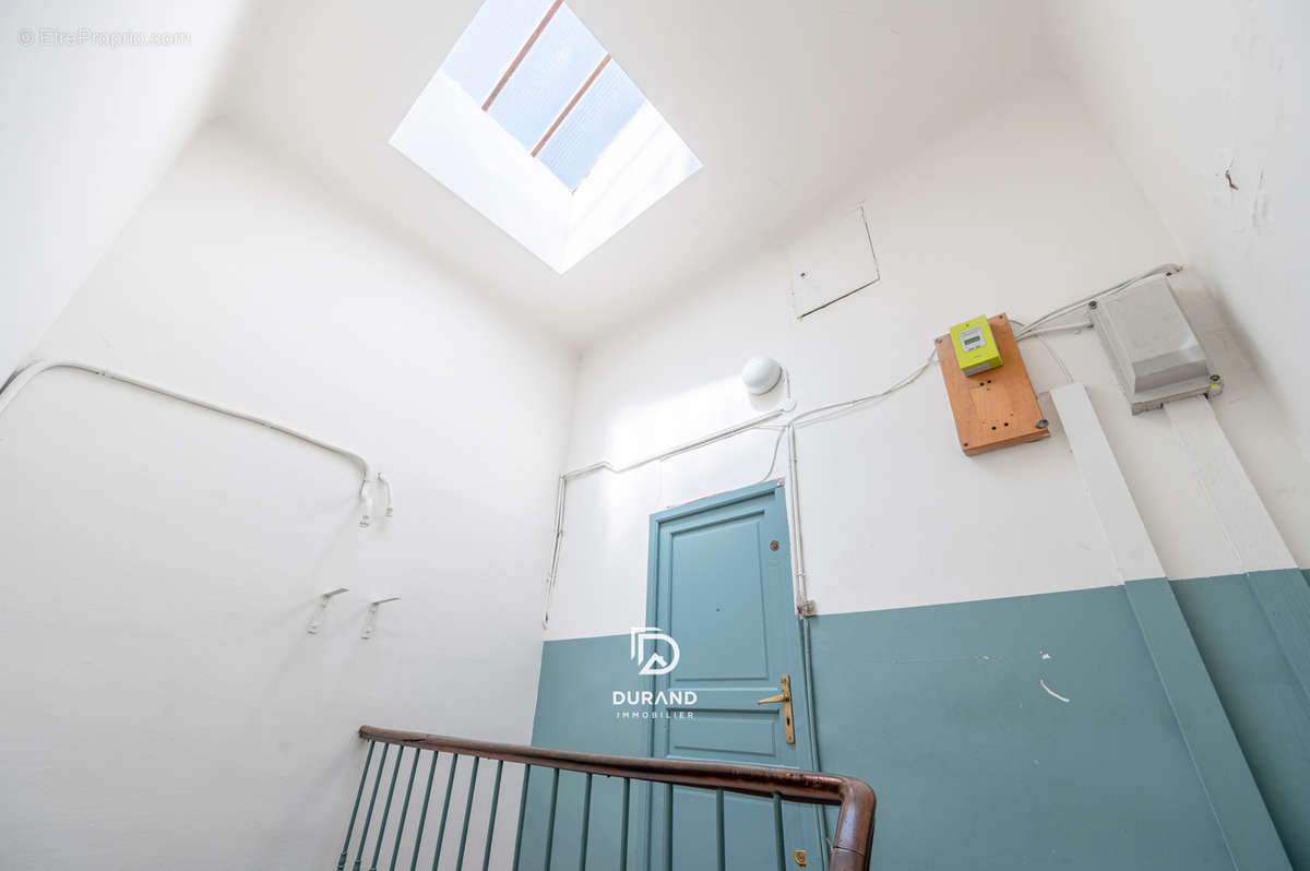 Appartement à MARSEILLE-3E