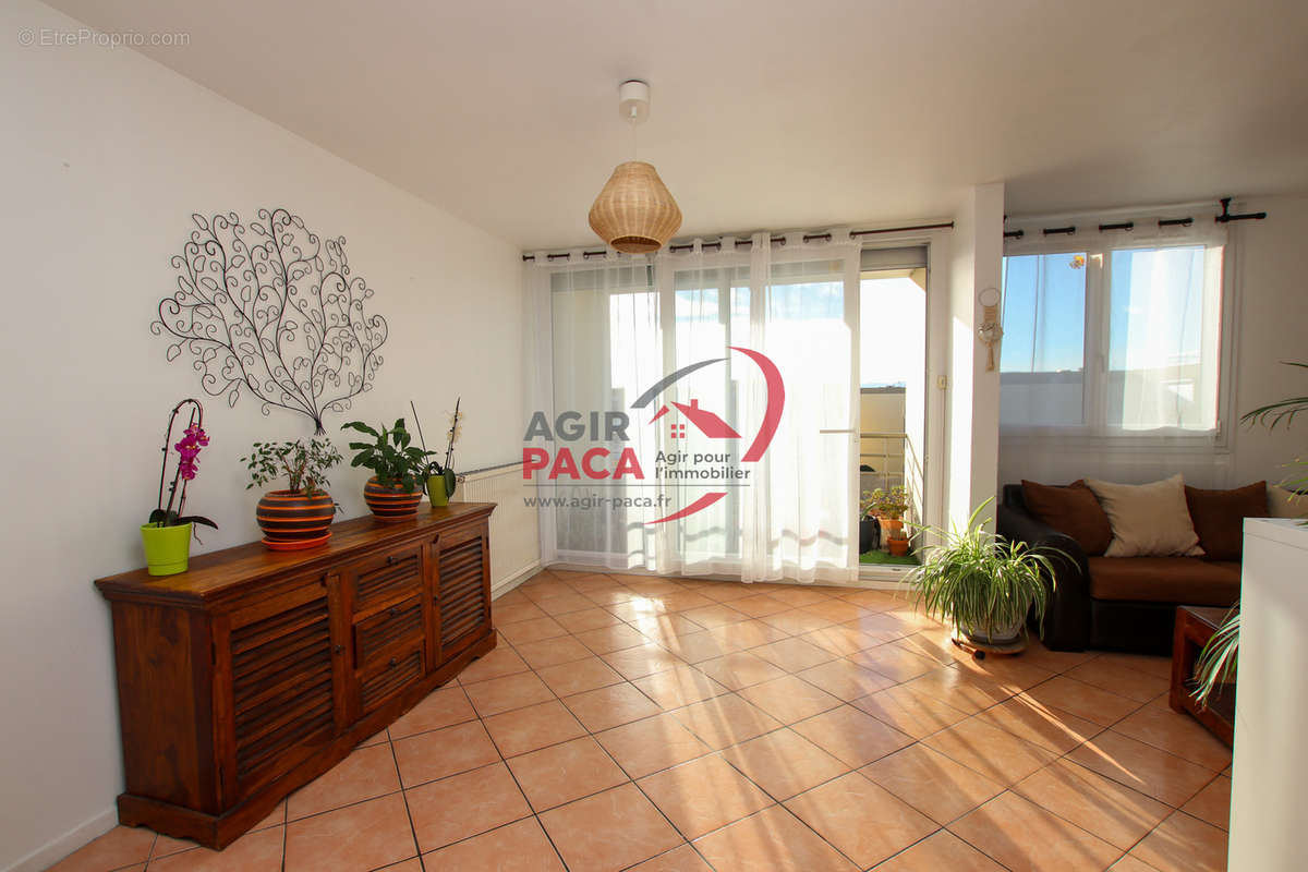 Appartement à FREJUS