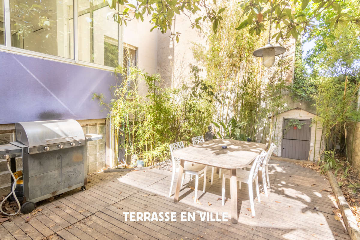 Appartement à MARSEILLE-8E