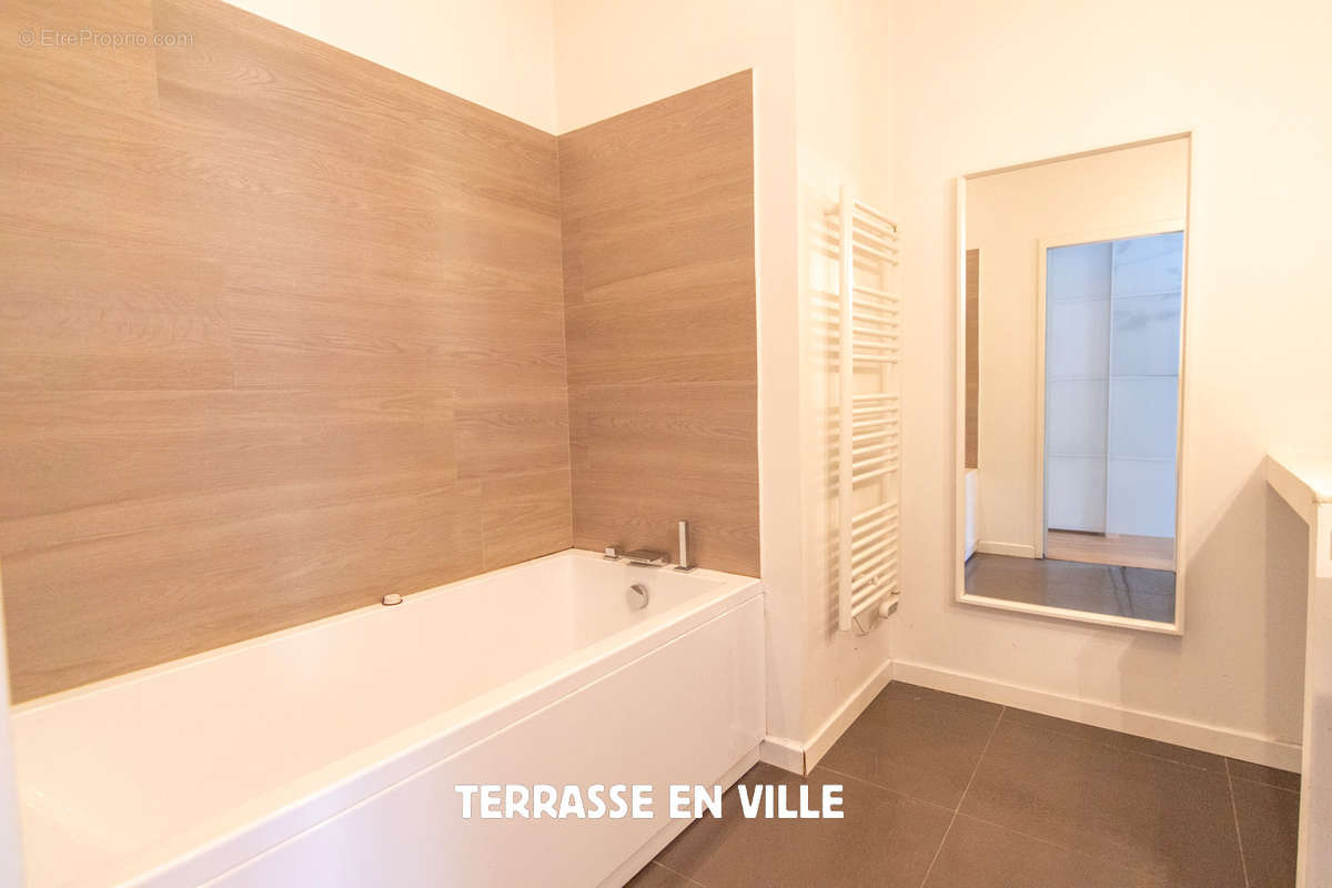 Appartement à MARSEILLE-8E