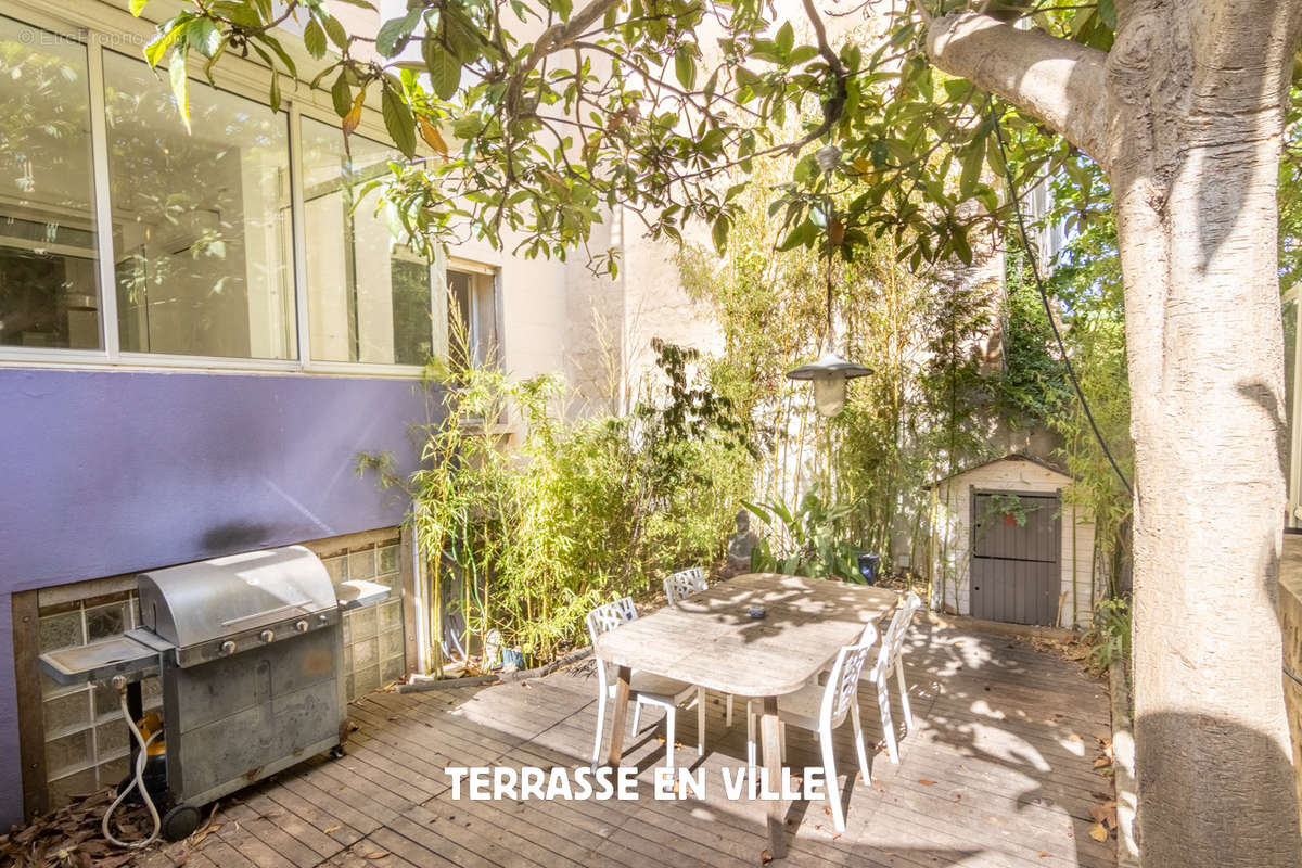 Appartement à MARSEILLE-8E