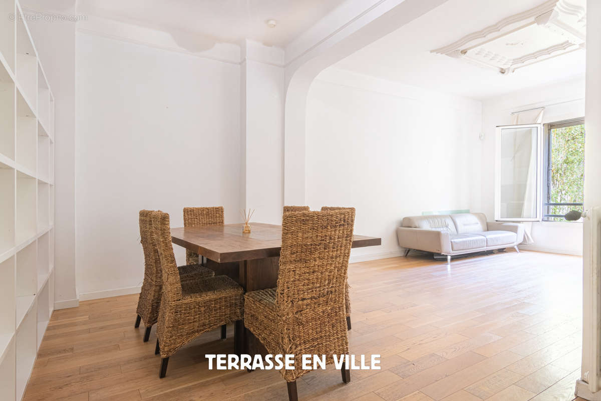 Appartement à MARSEILLE-8E