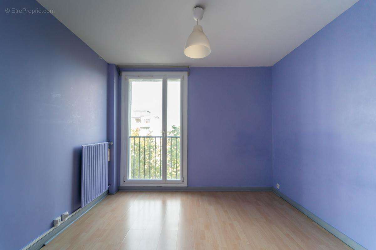 Appartement à COLOMBES