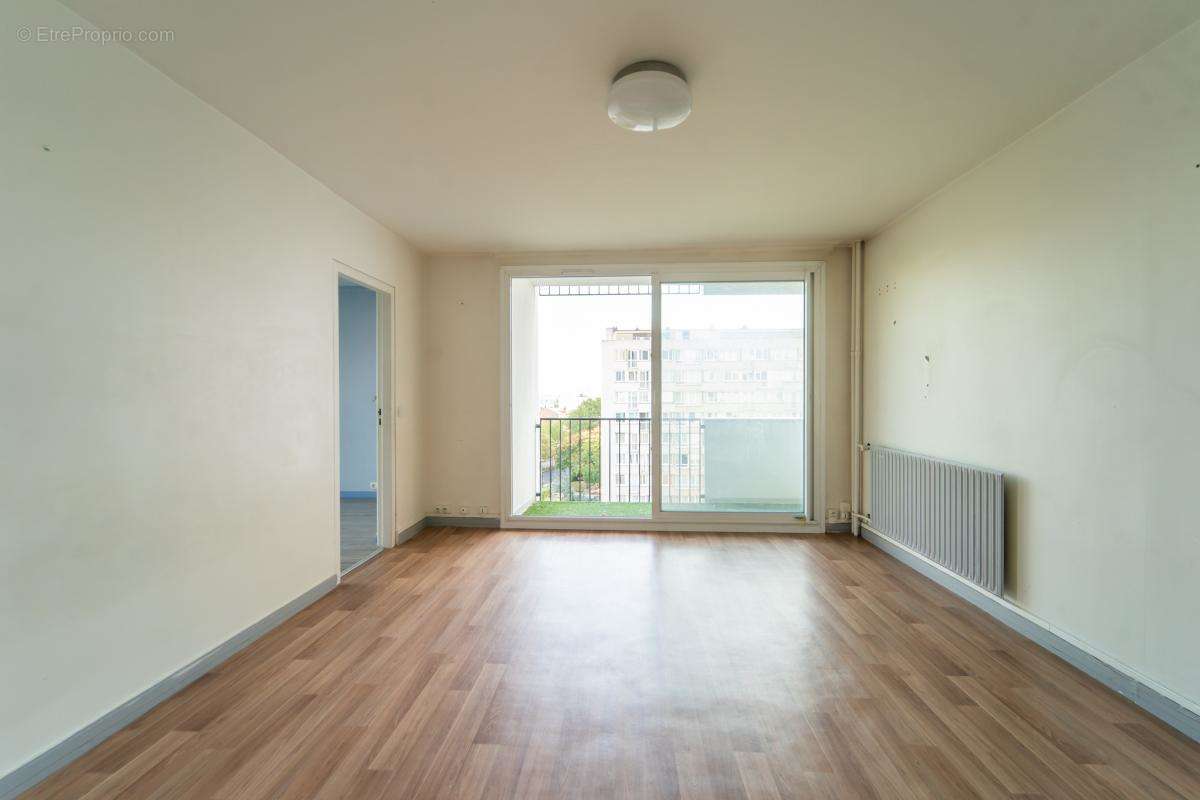 Appartement à COLOMBES