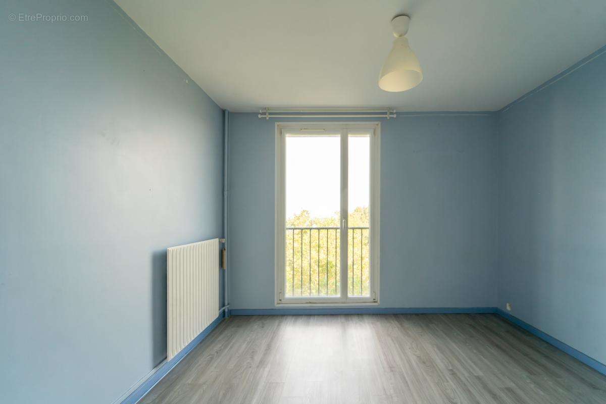 Appartement à COLOMBES