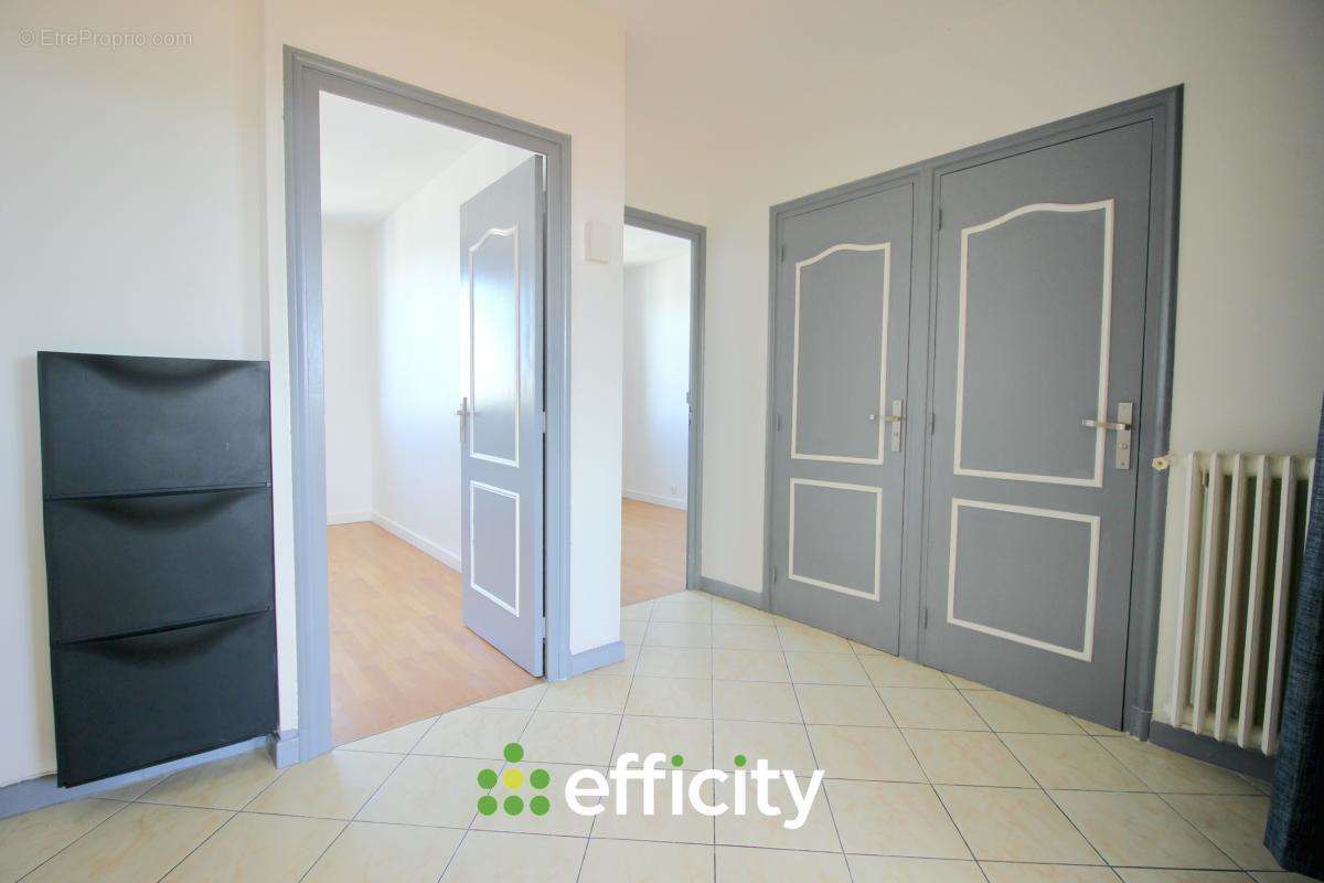 Appartement à LYON-8E