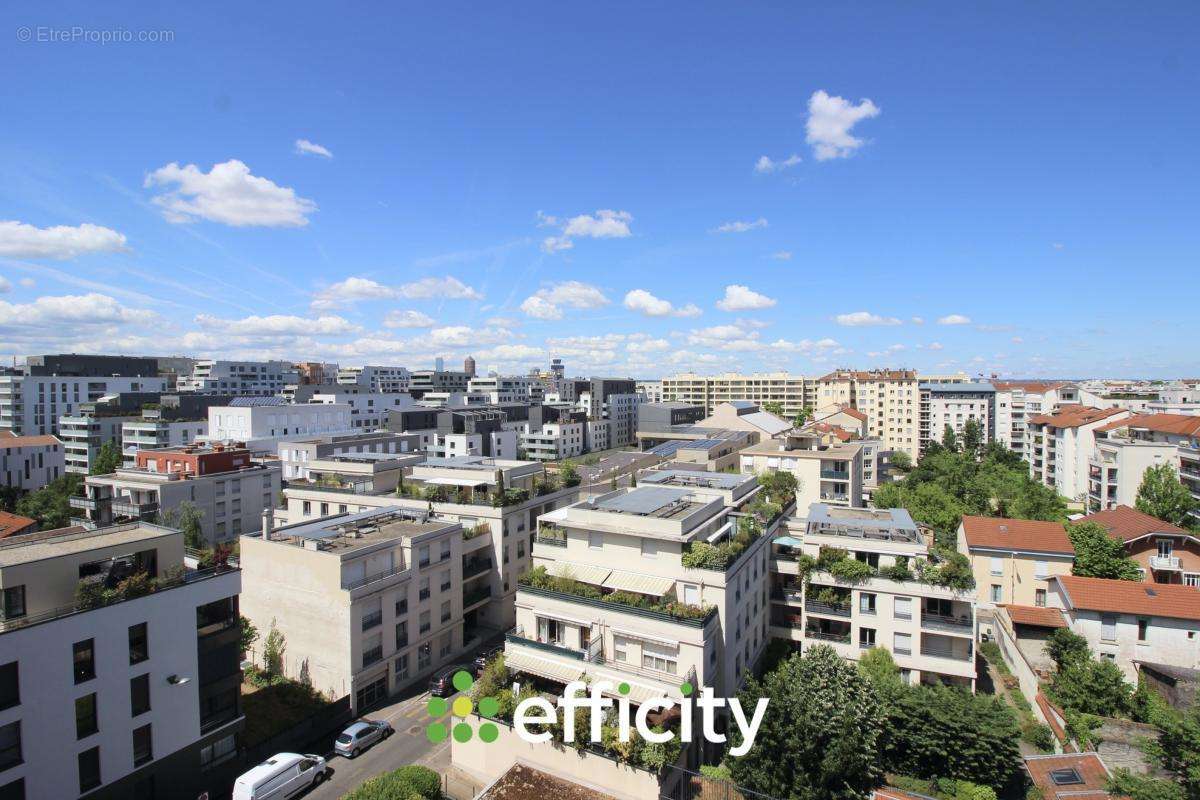 Appartement à LYON-8E