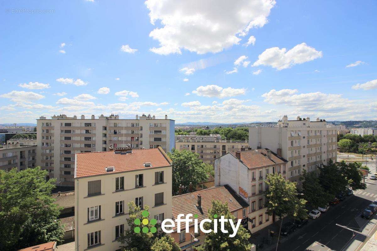 Appartement à LYON-8E