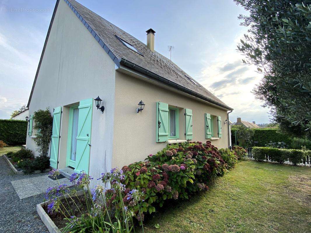 Maison à LINGREVILLE