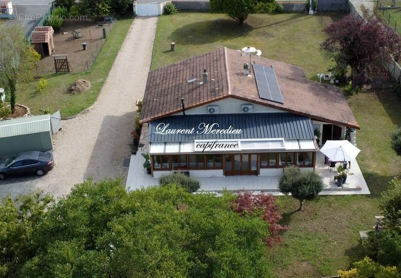 Maison à BLAYE