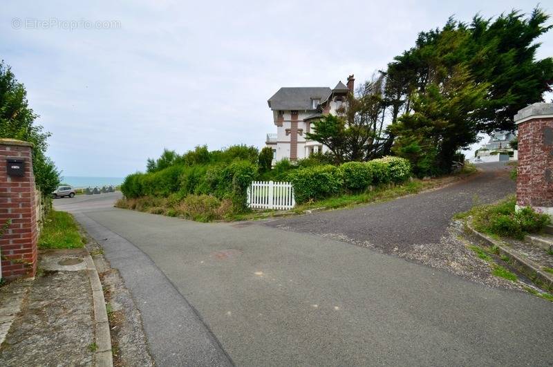 Terrain à CRIEL-SUR-MER