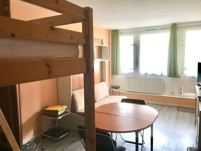 Appartement à ASTUGUE