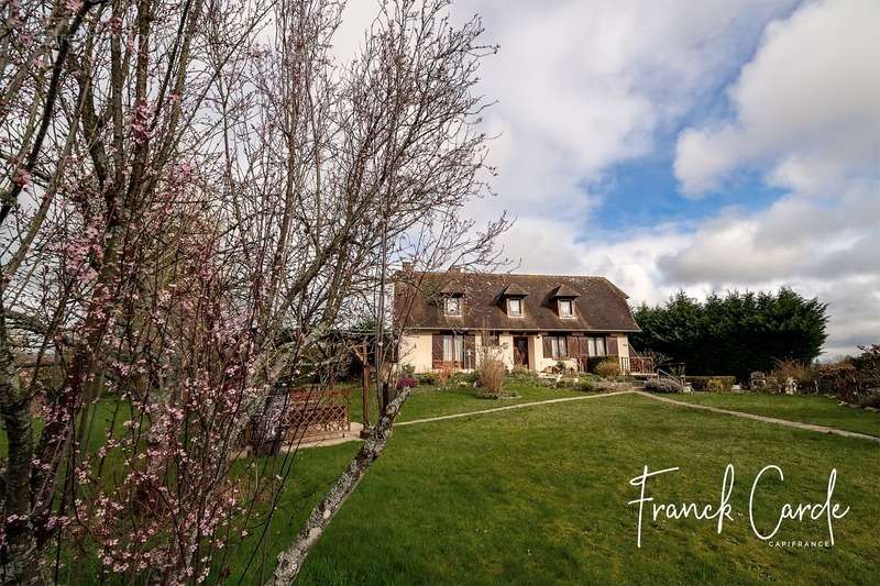 Maison à FORGES-LES-EAUX