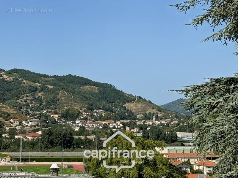 Appartement à TOURNON-SUR-RHONE