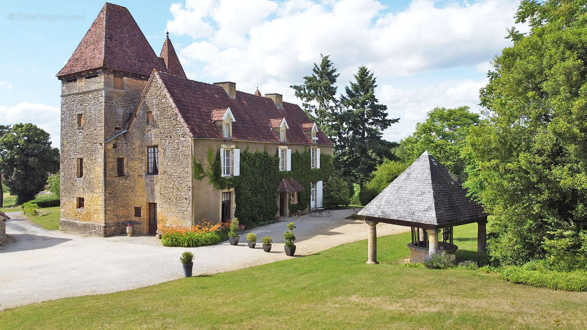 Maison à MARCILLAC-SAINT-QUENTIN