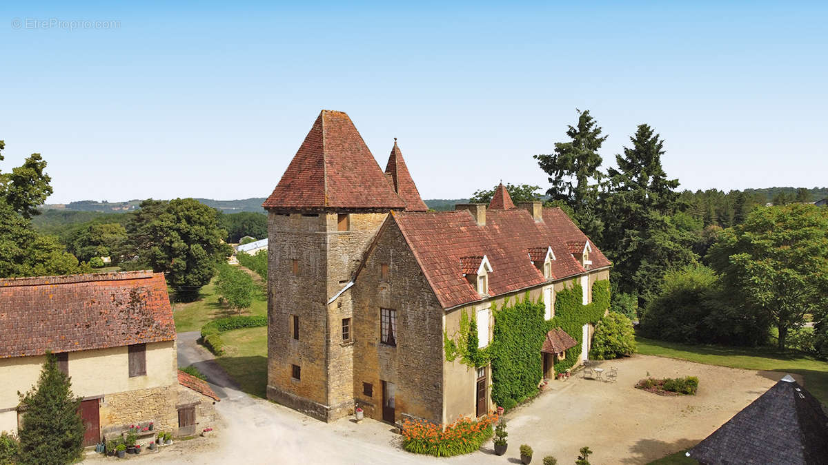 Maison à MARCILLAC-SAINT-QUENTIN