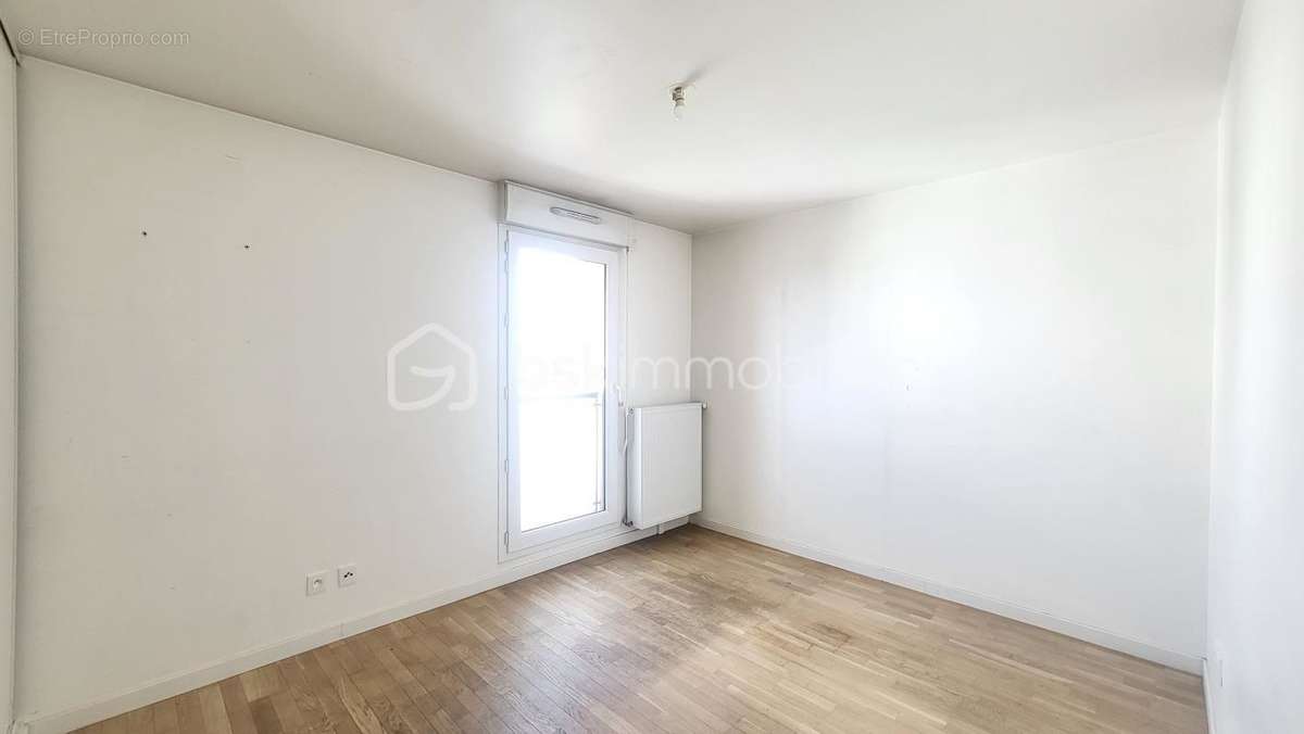 Appartement à FRESNES