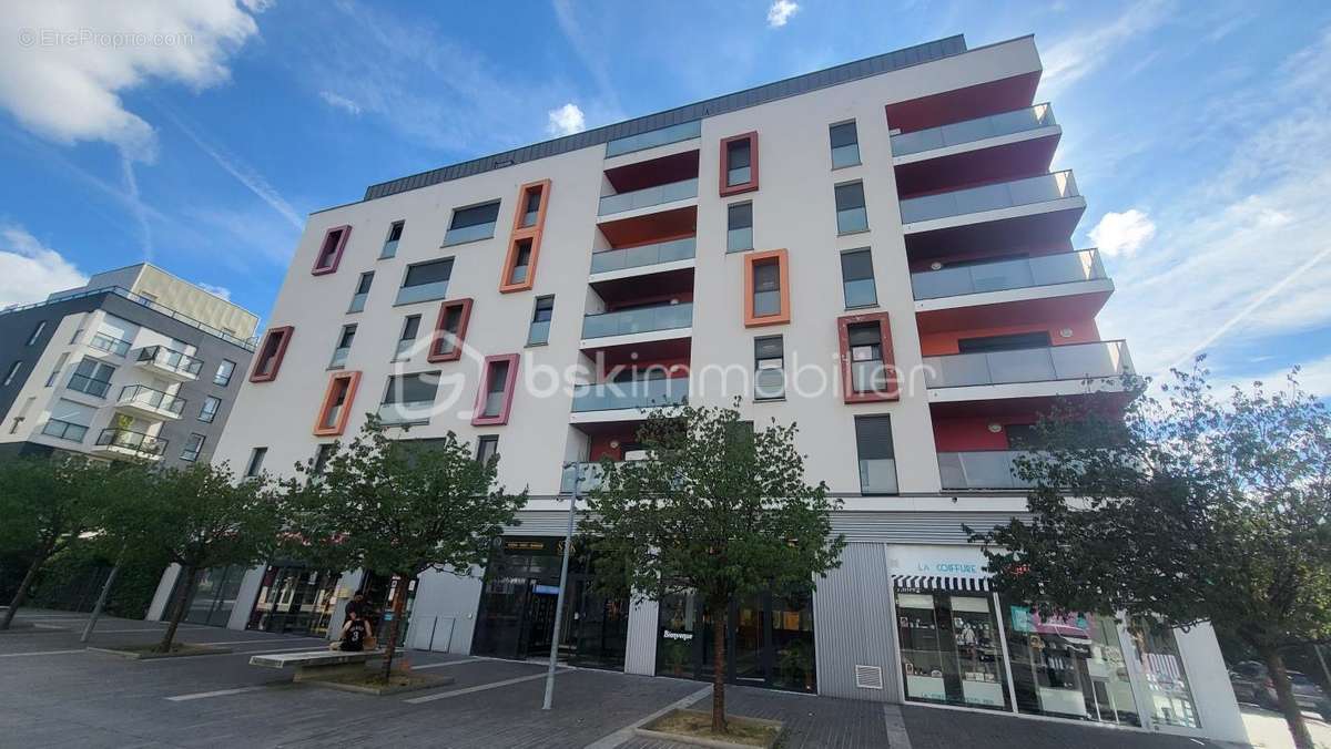 Appartement à FRESNES