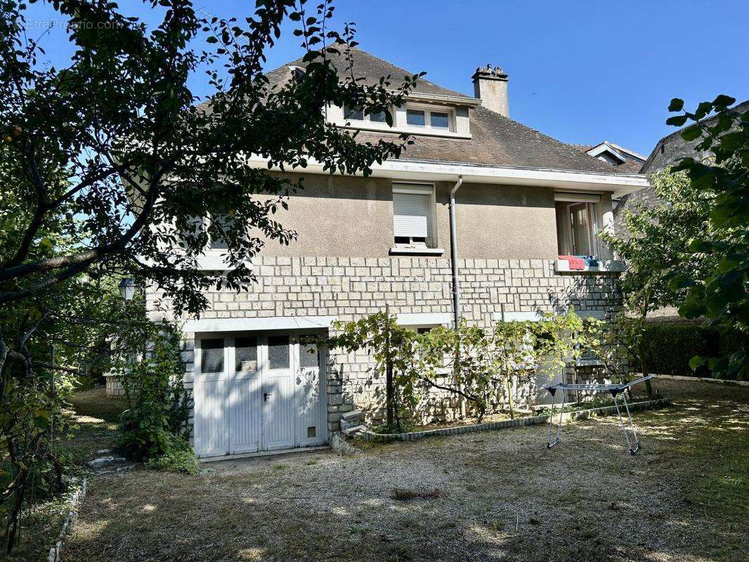 Maison à CHAMPAGNE-SUR-SEINE