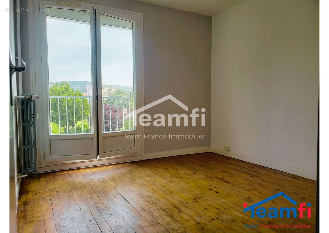 Appartement à SAINT-ETIENNE