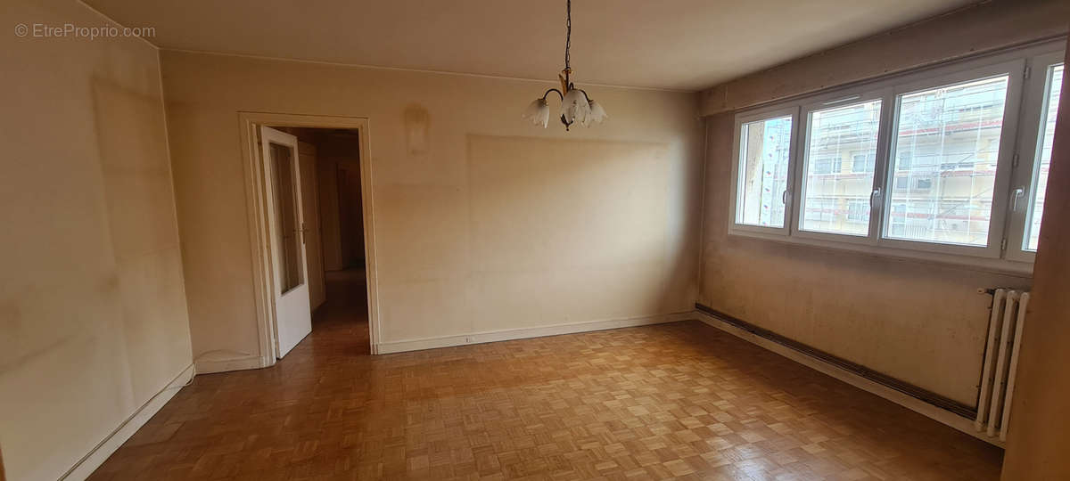 Appartement à MONTREUIL