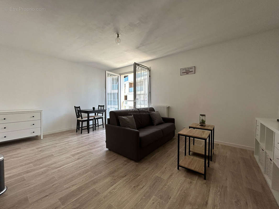 Appartement à CARRIERES-SOUS-POISSY