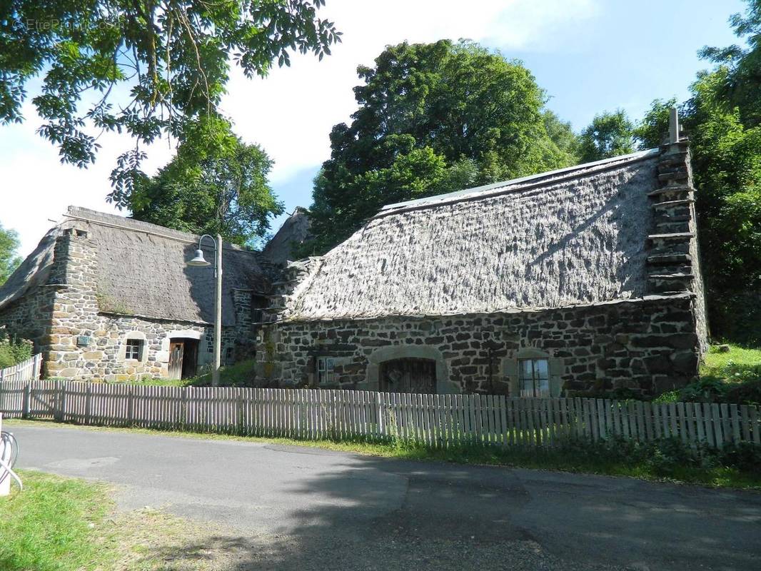 Photo 1 - Maison à SAINT-FRONT