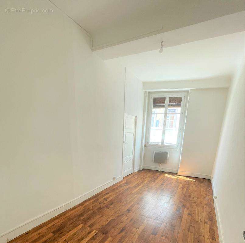 Appartement à LYON-4E