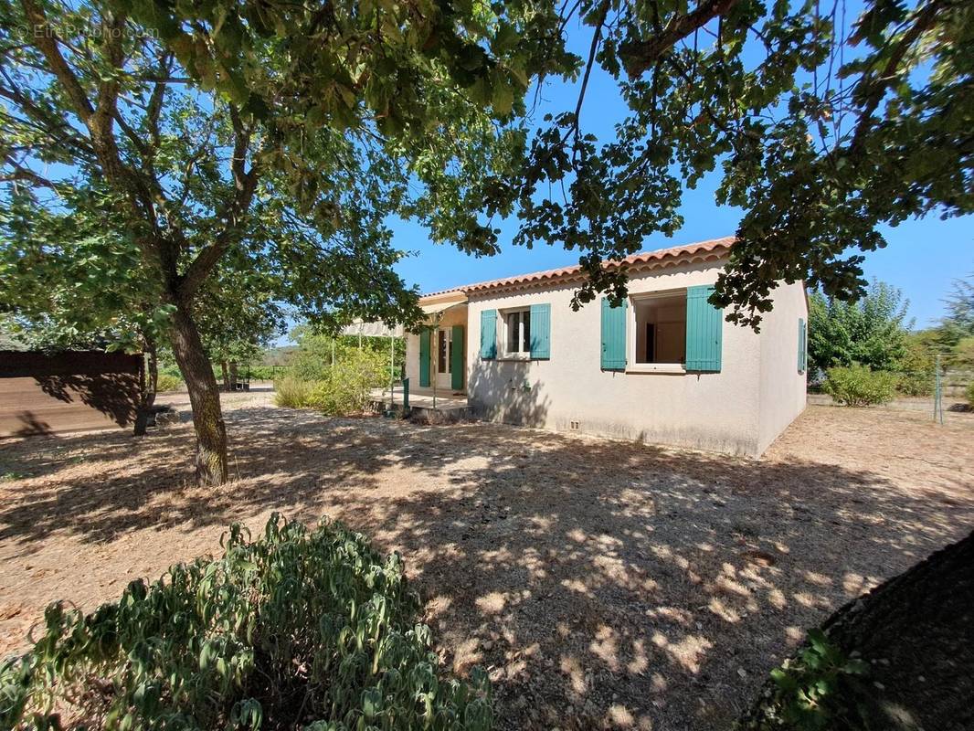 Maison à CABRIERES-D&#039;AVIGNON