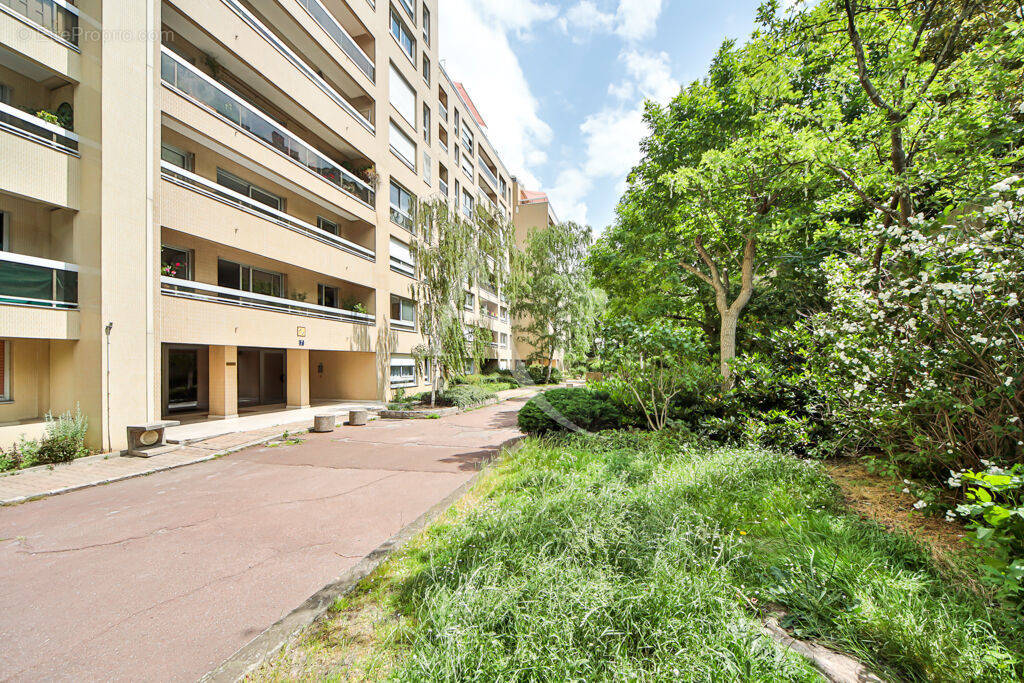 Appartement à PARIS-12E