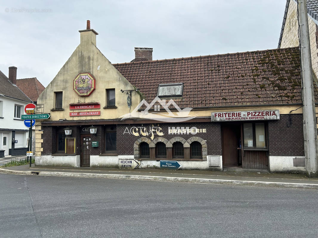 Appartement à PERNES