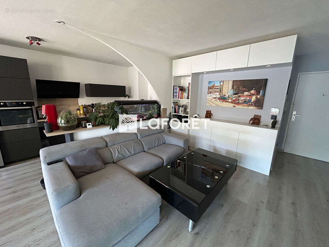 Appartement à MARSEILLE-9E