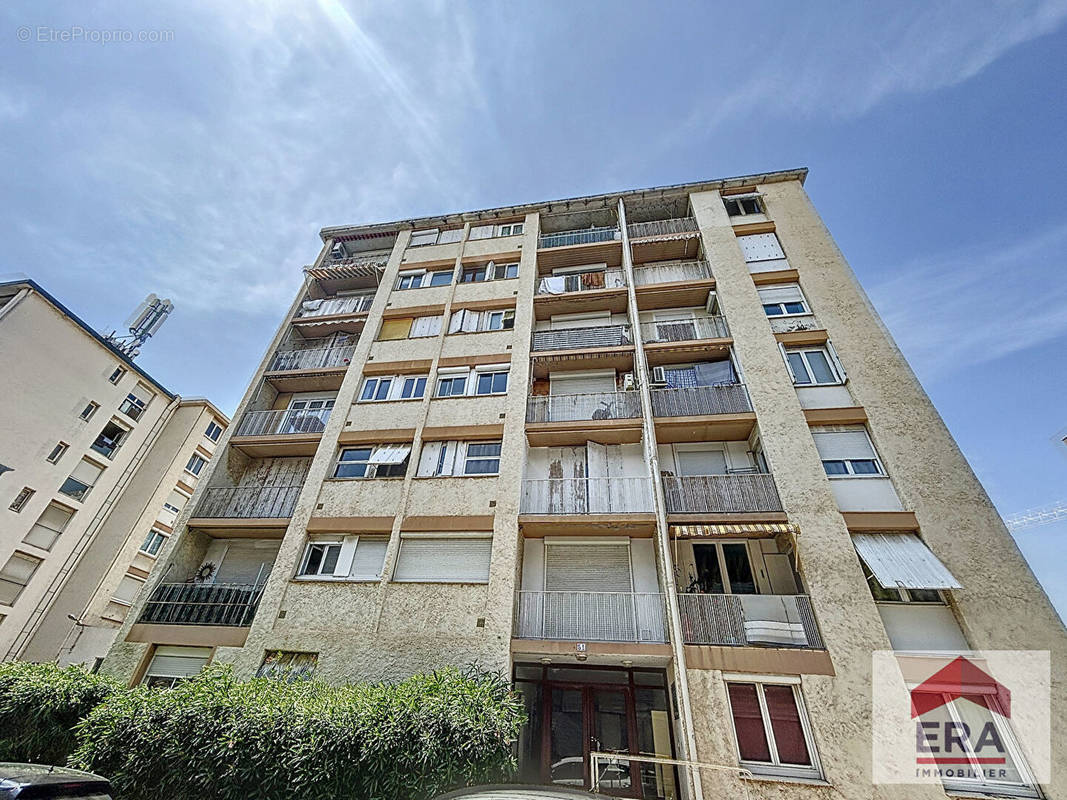 Appartement à BEZIERS