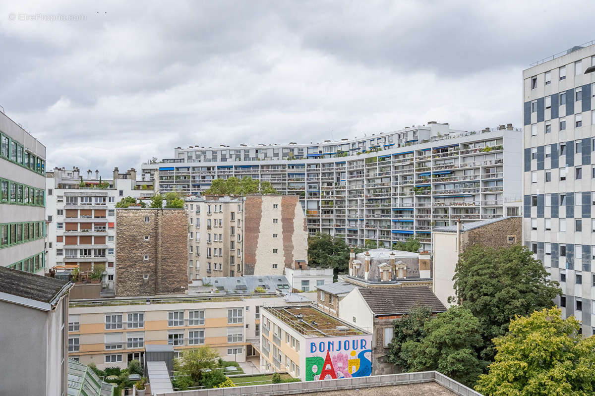 Appartement à PARIS-14E