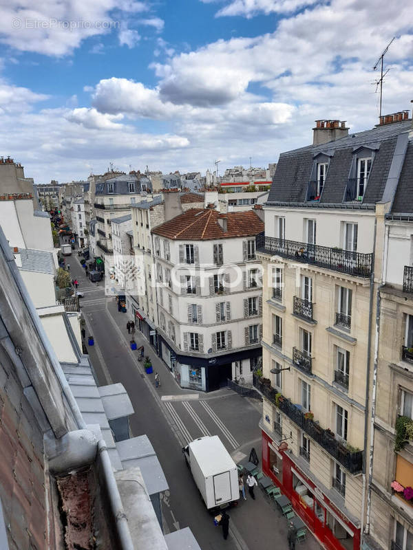 Appartement à PARIS-14E