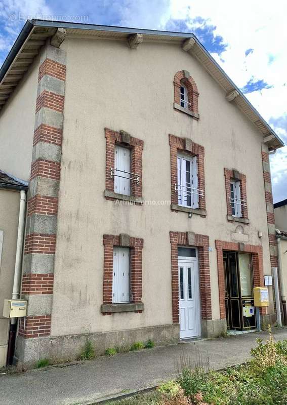 Maison à MAULEON