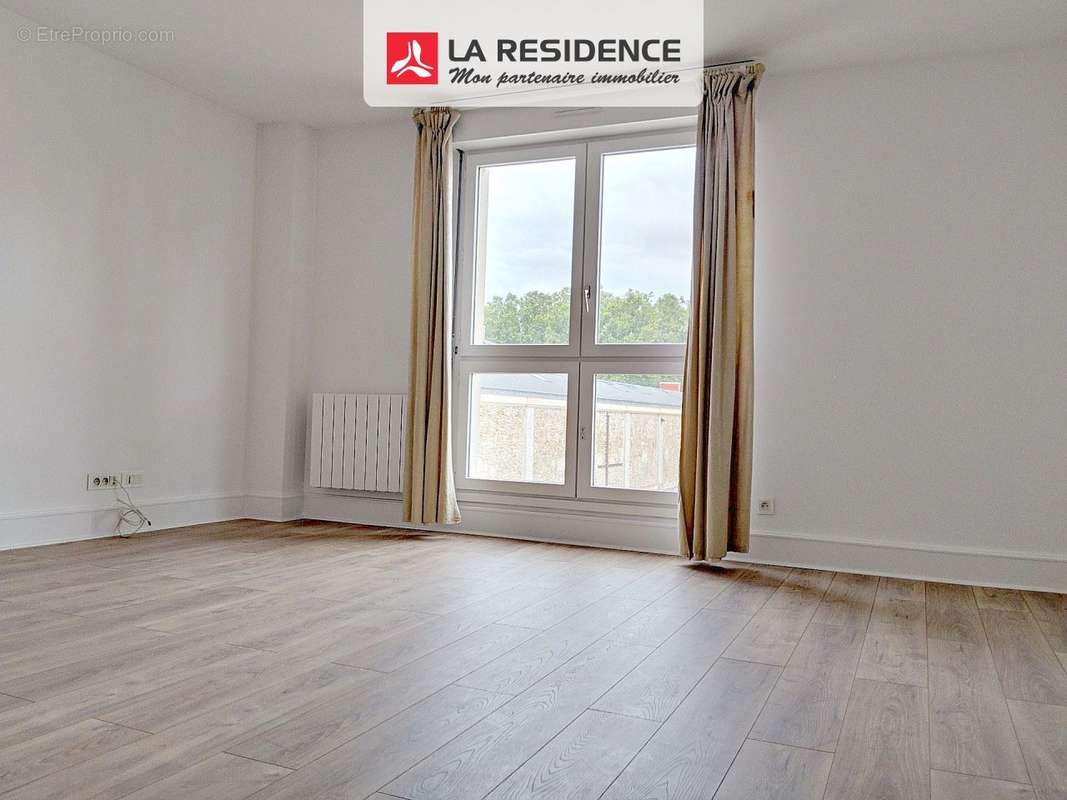 Appartement à VERSAILLES